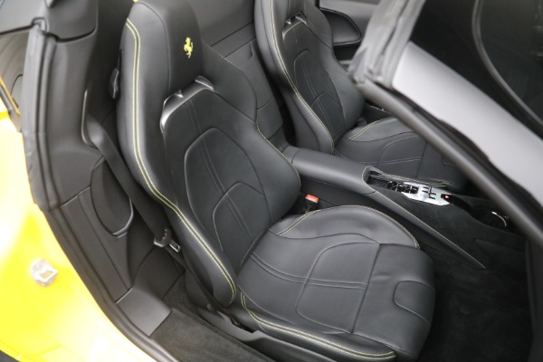 Used 2022 Ferrari SF90 Spider for sale $775,900 at Maserati of Westport in Westport CT 06880 25