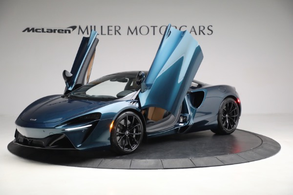 New 2023 McLaren Artura TechLux for sale $263,525 at Maserati of Westport in Westport CT 06880 13