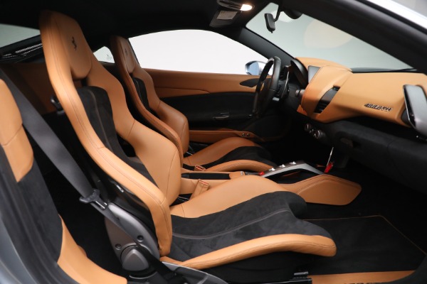 Used 2018 Ferrari 488 GTB for sale $294,900 at Maserati of Westport in Westport CT 06880 17