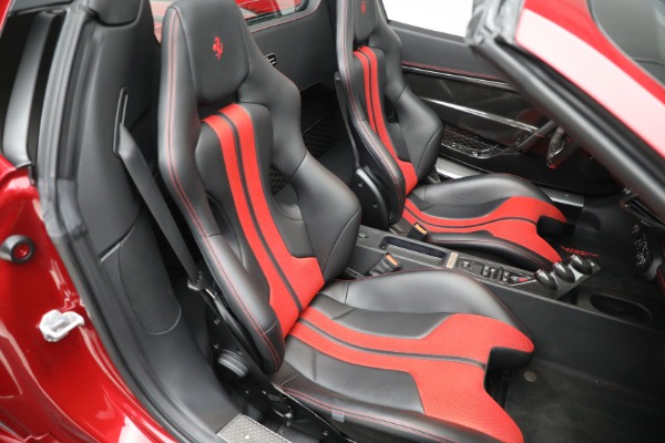 Used 2015 Ferrari 458 Speciale Aperta for sale $979,900 at Maserati of Westport in Westport CT 06880 24