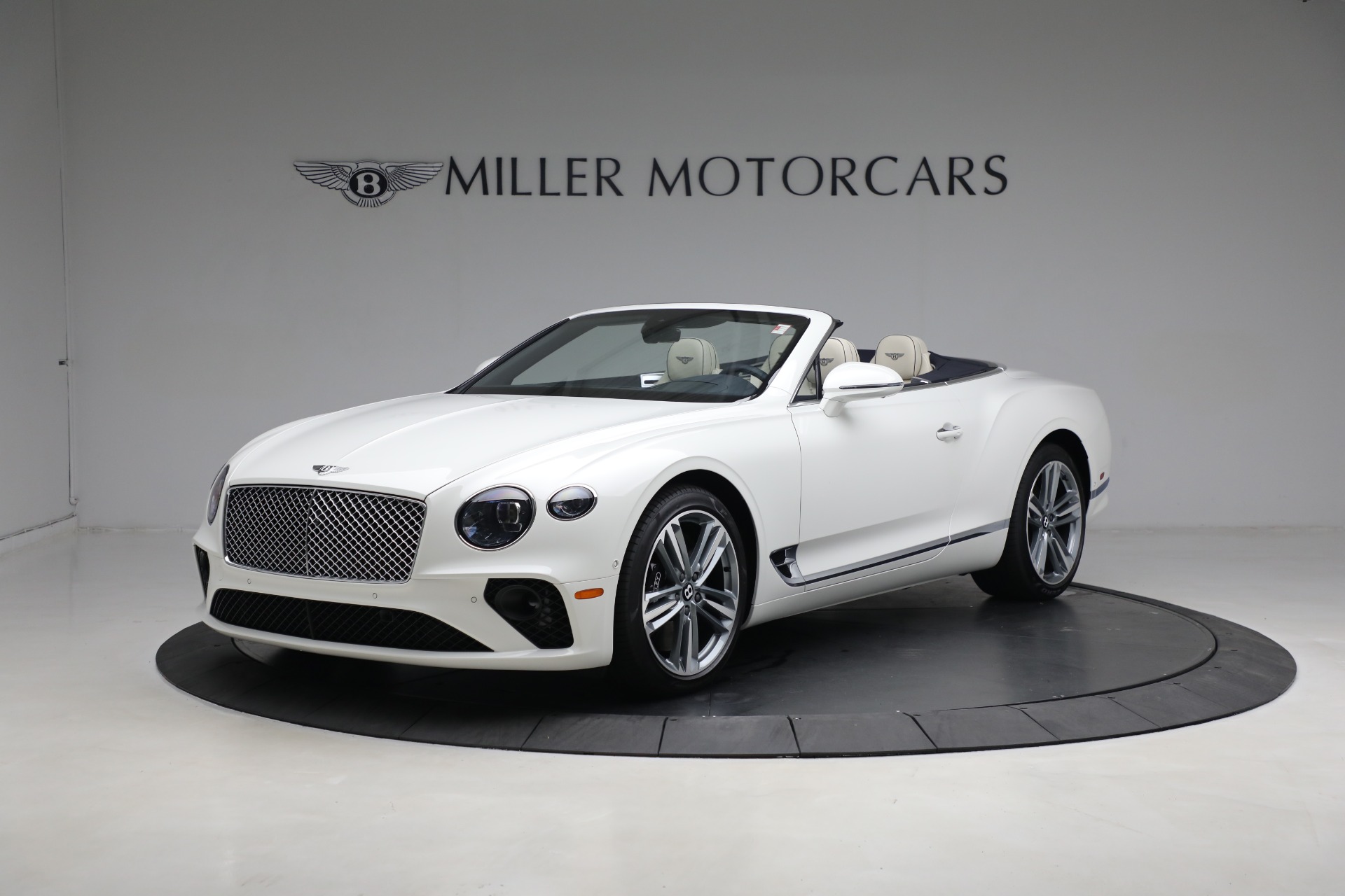 New 2023 Bentley Continental GTC V8 for sale $290,700 at Maserati of Westport in Westport CT 06880 1
