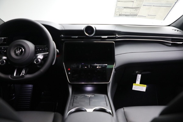 New 2023 Maserati Grecale Modena for sale $78,601 at Maserati of Westport in Westport CT 06880 26