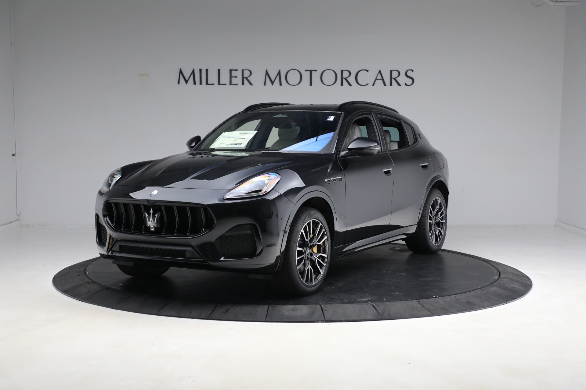 New 2023 Maserati Grecale Modena for sale $85,101 at Maserati of Westport in Westport CT 06880 1