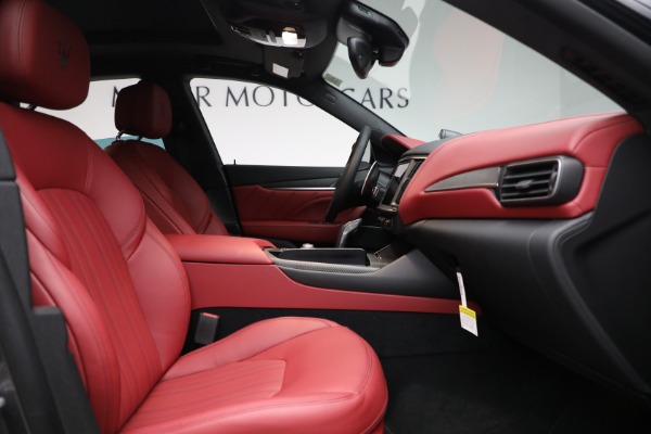 New 2023 Maserati Levante Modena for sale $117,285 at Maserati of Westport in Westport CT 06880 16