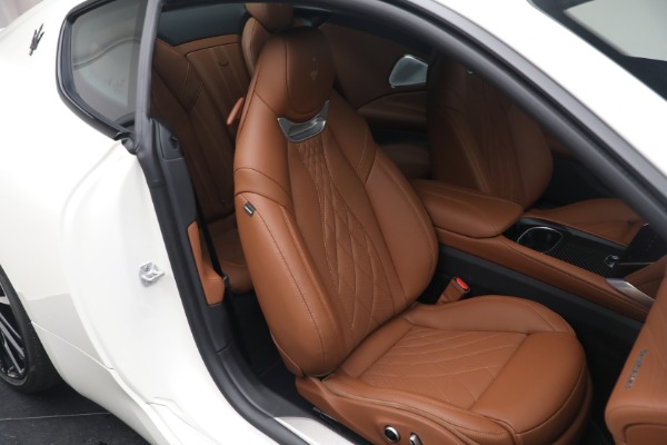 New 2024 Maserati GranTurismo Modena for sale $198,920 at Maserati of Westport in Westport CT 06880 13