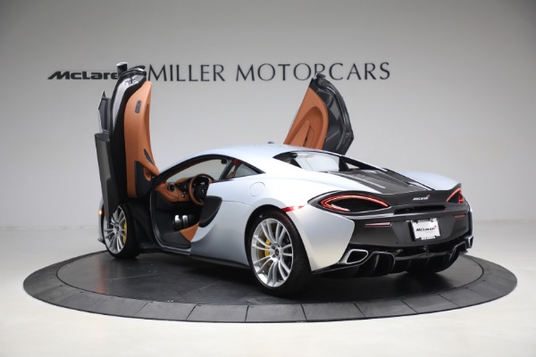 Used 2017 McLaren 570S for sale $164,900 at Maserati of Westport in Westport CT 06880 15