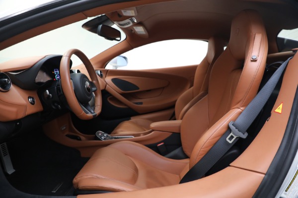 Used 2017 McLaren 570S for sale $164,900 at Maserati of Westport in Westport CT 06880 19