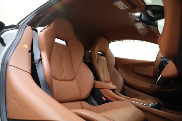 Used 2017 McLaren 570S for sale $164,900 at Maserati of Westport in Westport CT 06880 21