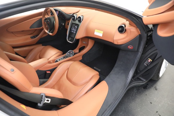 Used 2017 McLaren 570S for sale $164,900 at Maserati of Westport in Westport CT 06880 23