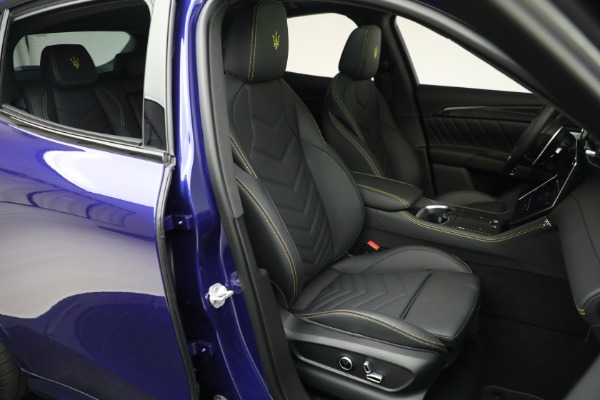 New 2023 Maserati Grecale Trofeo for sale $121,455 at Maserati of Westport in Westport CT 06880 17