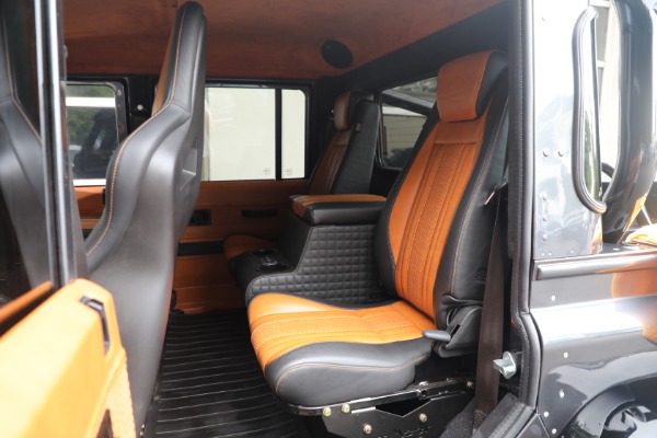 Used 1983 Land Rover Defender 110 Double Cab 6x6 Edition for sale $399,900 at Maserati of Westport in Westport CT 06880 11