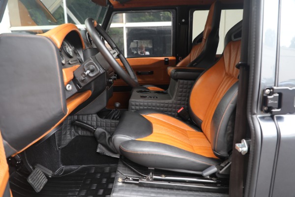 Used 1983 Land Rover Defender 110 Double Cab 6x6 Edition for sale $399,900 at Maserati of Westport in Westport CT 06880 8