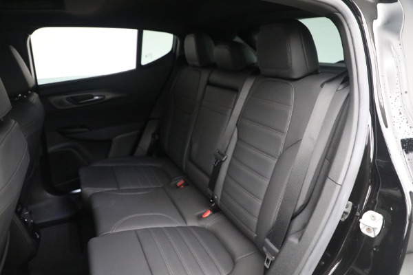 New 2024 Alfa Romeo Tonale Veloce for sale $55,290 at Maserati of Westport in Westport CT 06880 19