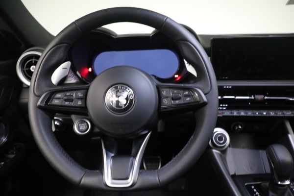 New 2024 Alfa Romeo Tonale Veloce for sale $55,290 at Maserati of Westport in Westport CT 06880 26