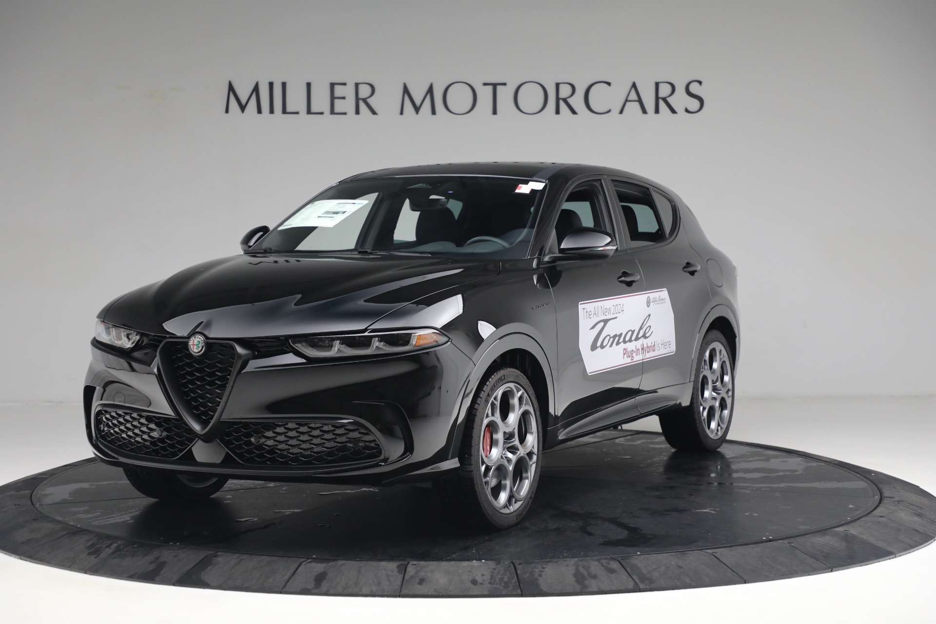 New 2024 Alfa Romeo Tonale Veloce for sale $55,290 at Maserati of Westport in Westport CT 06880 1
