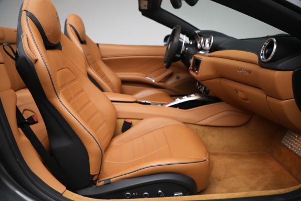 Used 2017 Ferrari California T for sale $151,900 at Maserati of Westport in Westport CT 06880 23