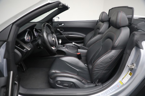 Used 2015 Audi R8 4.2 quattro Spyder for sale $149,900 at Maserati of Westport in Westport CT 06880 18
