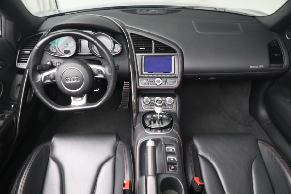 Used 2015 Audi R8 4.2 quattro Spyder for sale $149,900 at Maserati of Westport in Westport CT 06880 21
