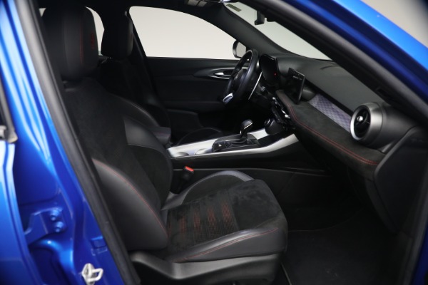 Used 2024 Alfa Romeo Tonale Veloce for sale $26,900 at Maserati of Westport in Westport CT 06880 16