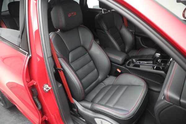 Used 2022 Porsche Macan GTS for sale $82,900 at Maserati of Westport in Westport CT 06880 20