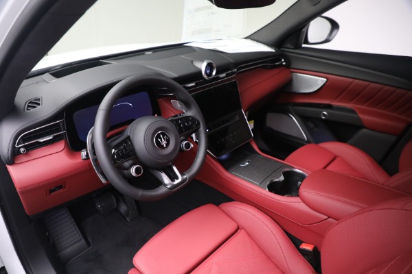 New 2023 Maserati Grecale Trofeo for sale $110,095 at Maserati of Westport in Westport CT 06880 18