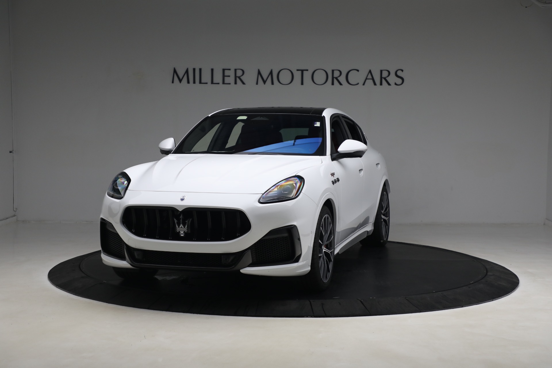 New 2023 Maserati Grecale Trofeo for sale $110,095 at Maserati of Westport in Westport CT 06880 1