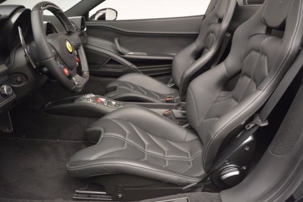 Used 2015 Ferrari 458 Spider for sale Sold at Maserati of Westport in Westport CT 06880 26