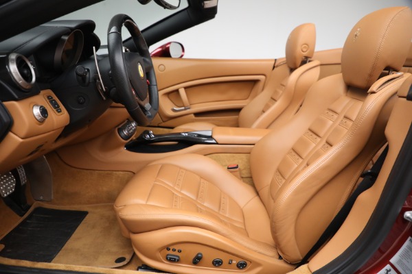 Used 2014 Ferrari California for sale $136,900 at Maserati of Westport in Westport CT 06880 20