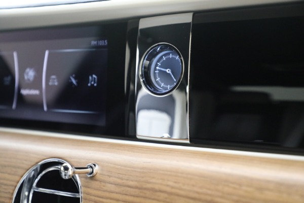 Used 2021 Rolls-Royce Ghost for sale $299,895 at Maserati of Westport in Westport CT 06880 27