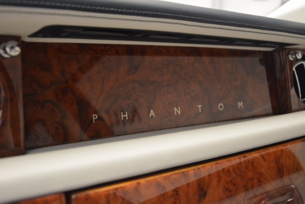 Used 2011 Rolls-Royce Phantom for sale Sold at Maserati of Westport in Westport CT 06880 15