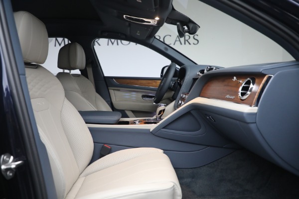 Used 2023 Bentley Bentayga EWB Azure V8 for sale $267,900 at Maserati of Westport in Westport CT 06880 22