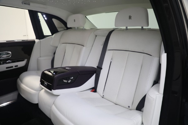Used 2018 Rolls-Royce Phantom for sale $339,895 at Maserati of Westport in Westport CT 06880 10