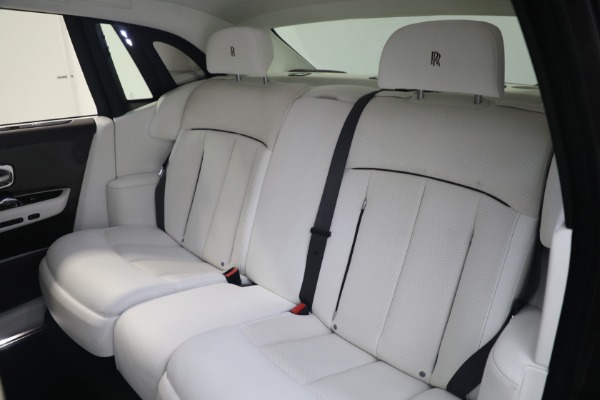 Used 2018 Rolls-Royce Phantom for sale $339,895 at Maserati of Westport in Westport CT 06880 12