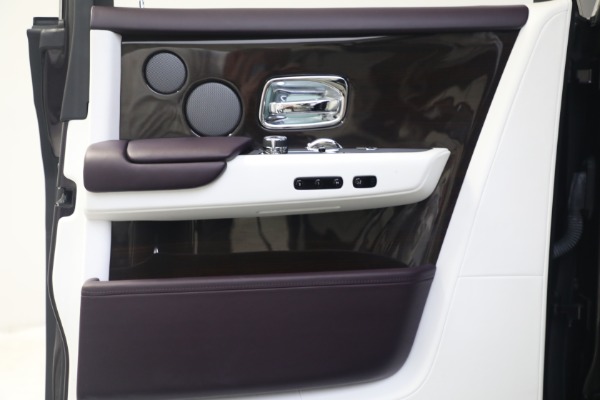 Used 2018 Rolls-Royce Phantom for sale $339,895 at Maserati of Westport in Westport CT 06880 13