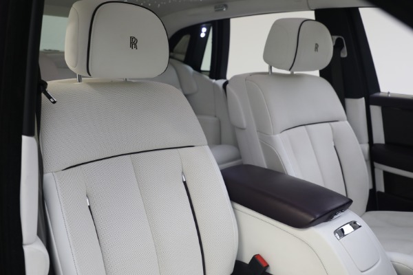 Used 2018 Rolls-Royce Phantom for sale $339,895 at Maserati of Westport in Westport CT 06880 15