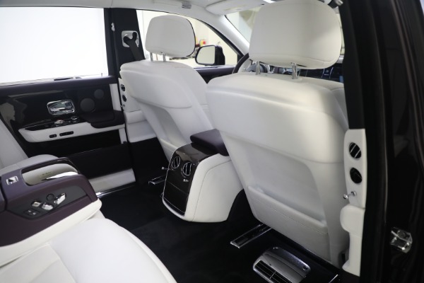 Used 2018 Rolls-Royce Phantom for sale $339,895 at Maserati of Westport in Westport CT 06880 16