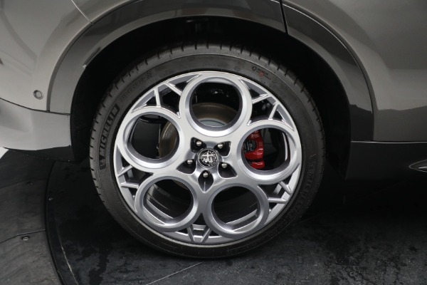 New 2024 Alfa Romeo Tonale Veloce for sale $57,300 at Maserati of Westport in Westport CT 06880 26