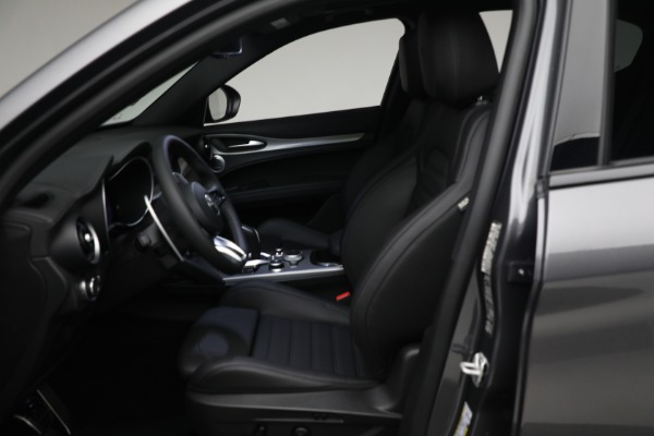 New 2024 Alfa Romeo Stelvio Veloce for sale $58,455 at Maserati of Westport in Westport CT 06880 17