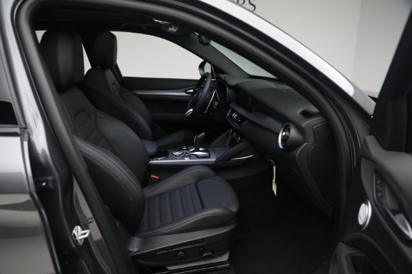 New 2024 Alfa Romeo Stelvio Veloce for sale $58,455 at Maserati of Westport in Westport CT 06880 22