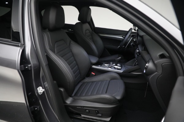 New 2024 Alfa Romeo Stelvio Veloce for sale $58,455 at Maserati of Westport in Westport CT 06880 23