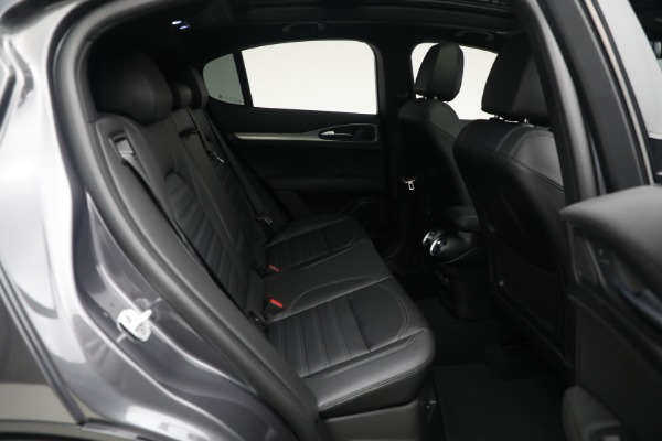 New 2024 Alfa Romeo Stelvio Veloce for sale $58,455 at Maserati of Westport in Westport CT 06880 24