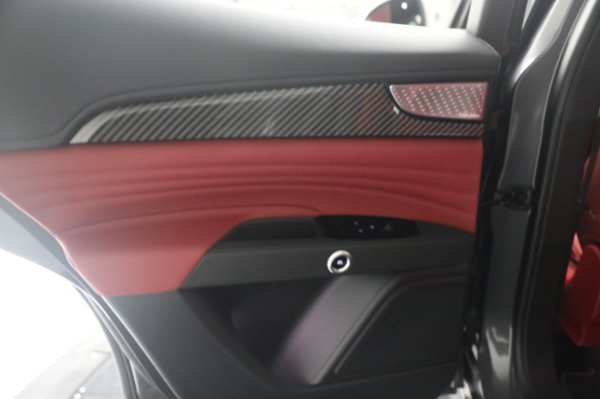 New 2023 Maserati Grecale Modena for sale $91,201 at Maserati of Westport in Westport CT 06880 25