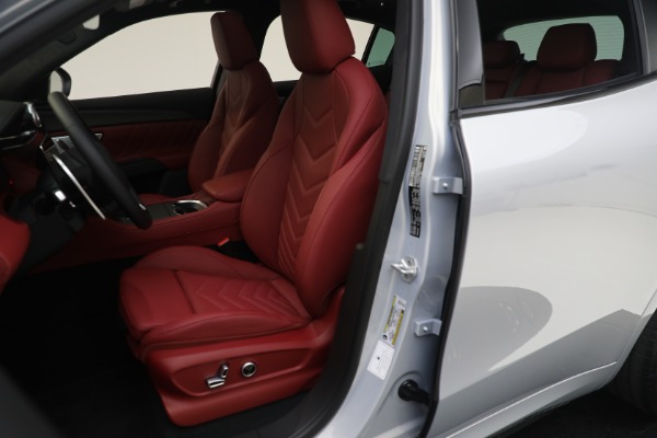 New 2023 Maserati Grecale Modena for sale $91,601 at Maserati of Westport in Westport CT 06880 22