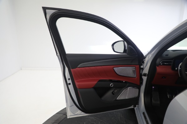 New 2023 Maserati Grecale Modena for sale $91,601 at Maserati of Westport in Westport CT 06880 23