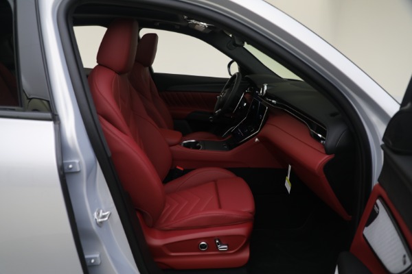 New 2023 Maserati Grecale Modena for sale $91,601 at Maserati of Westport in Westport CT 06880 24