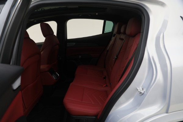 New 2023 Maserati Grecale Modena for sale $91,601 at Maserati of Westport in Westport CT 06880 26