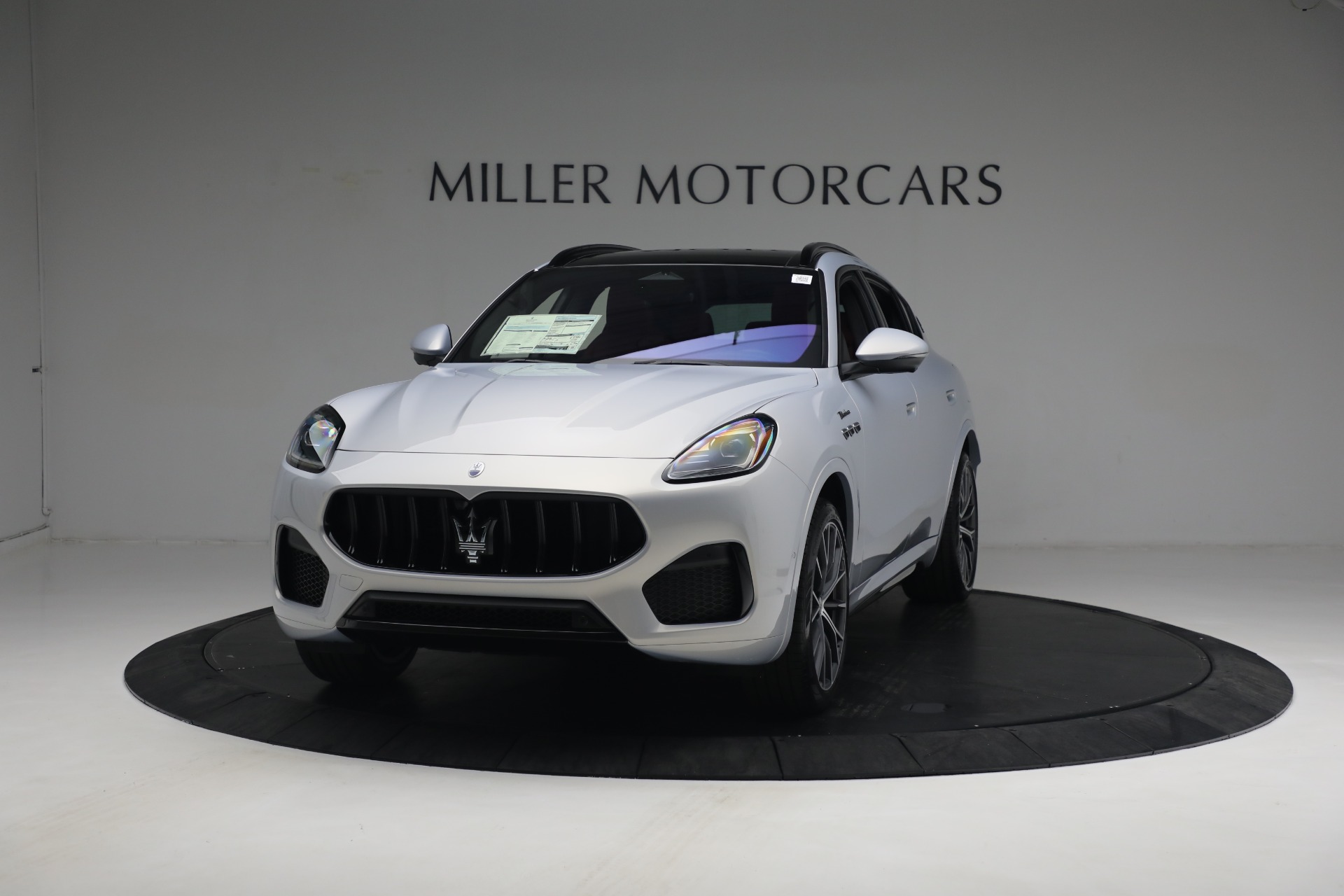New 2023 Maserati Grecale Modena for sale $91,601 at Maserati of Westport in Westport CT 06880 1