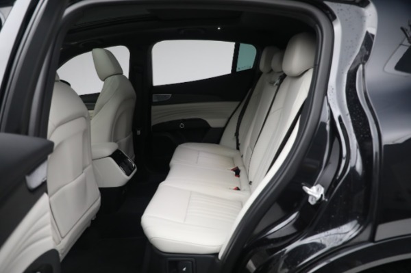 New 2023 Maserati Grecale Modena for sale $88,301 at Maserati of Westport in Westport CT 06880 24