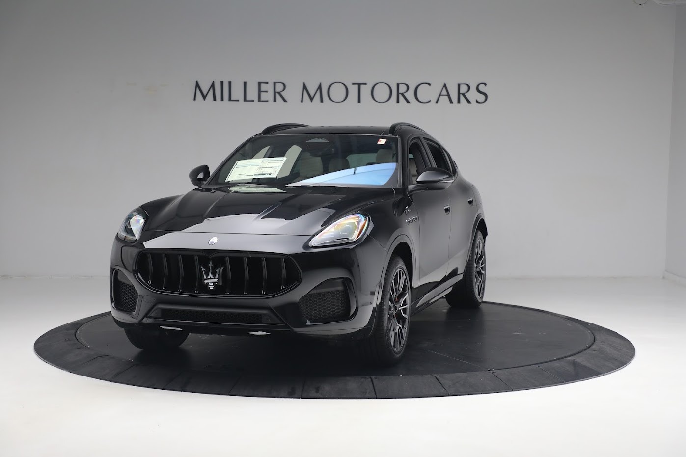 New 2023 Maserati Grecale Modena for sale $88,301 at Maserati of Westport in Westport CT 06880 1
