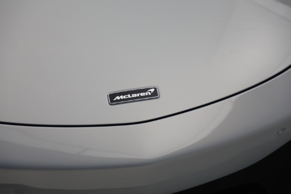 New 2023 McLaren Artura TechLux for sale $279,835 at Maserati of Westport in Westport CT 06880 18
